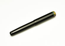 Load image into Gallery viewer, pocket 20 Black Cathedral fountain pen capped with no clip